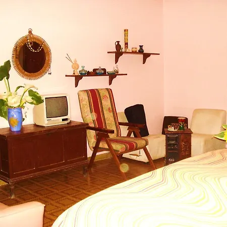 Casa Oreste Leone *
