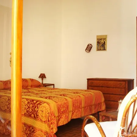 Casa Oreste Leone Guest house *