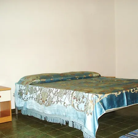 Casa Oreste Leone